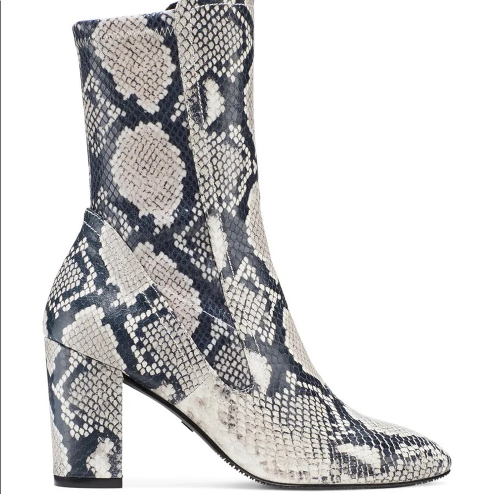 STUART WEITZMAN The Fifer 80 Bootie